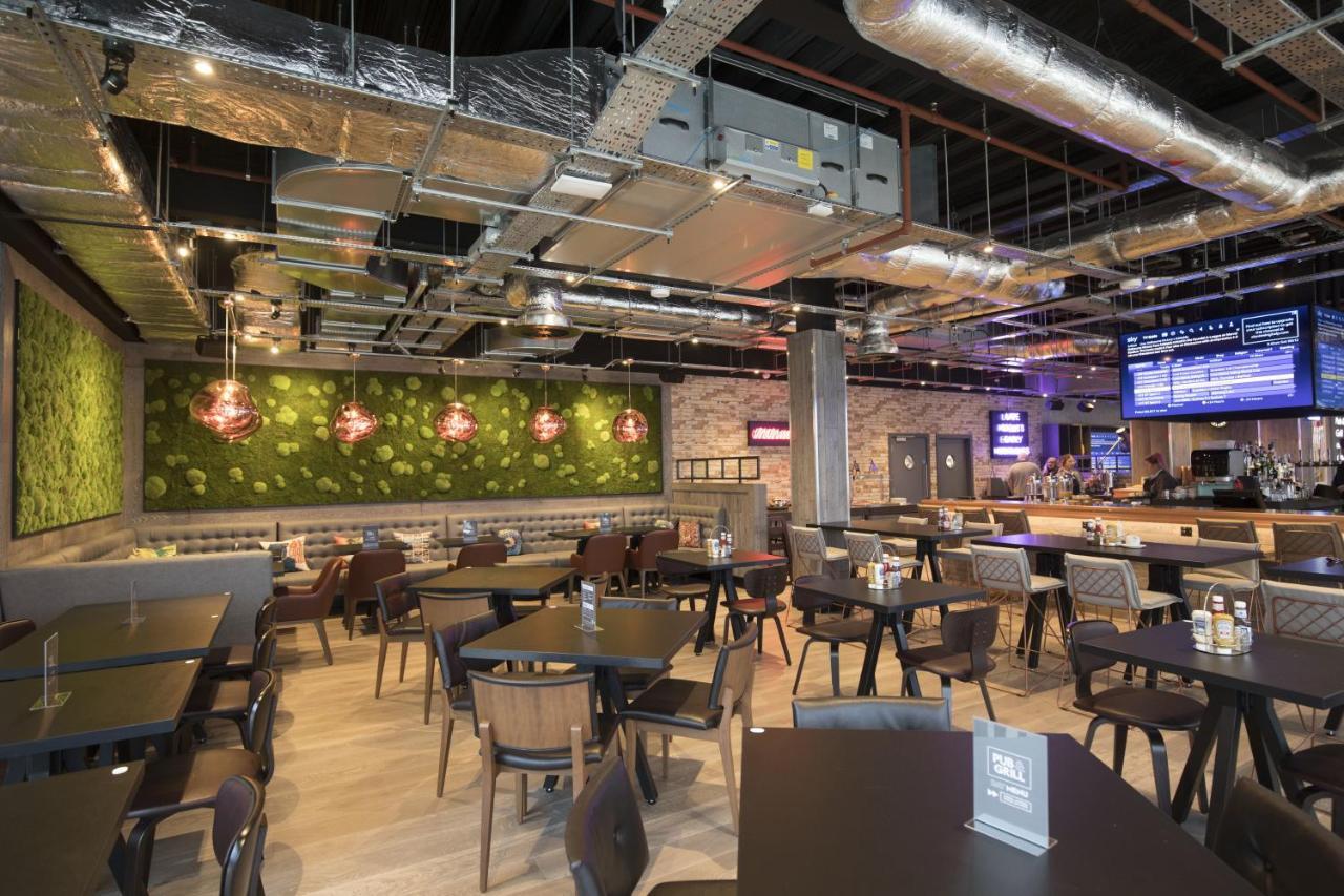 Village Hotel Basingstoke Ngoại thất bức ảnh
